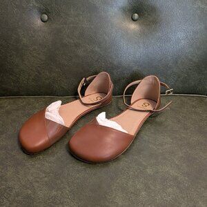 New In Box! Shapen Poppy Cognac Leather Wide Barefoot Shoes EU 42 Women’s